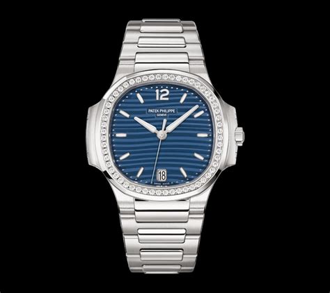 Patek Philippe Nautilus Ladies Automatic (7118/1200A